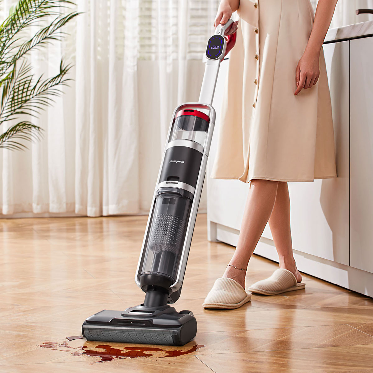 Honeywell FC20 Ultamax Pro Cordless Floor Cleaner and Vacuum